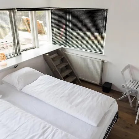 Houseboat Next To Amstel 4* אמסטרדם