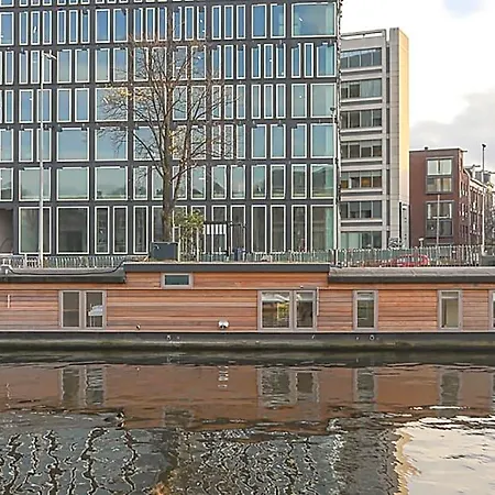 Houseboat Next To Amstel アムステルダム