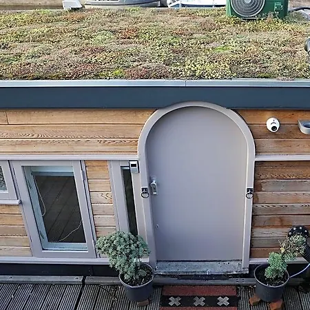 ゲストハウス Houseboat Next To Amstel アムステルダム