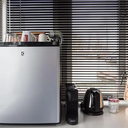 Guest house Houseboat Next To Amstel 4*